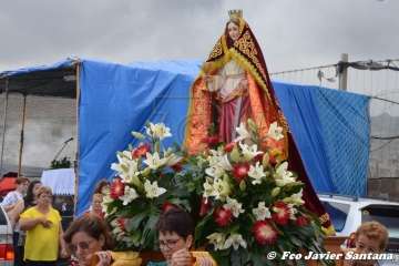 Santa Bárbara luce manto nuevo en la procesión de Lomo Catela (Foto Francisco Javier Santana)